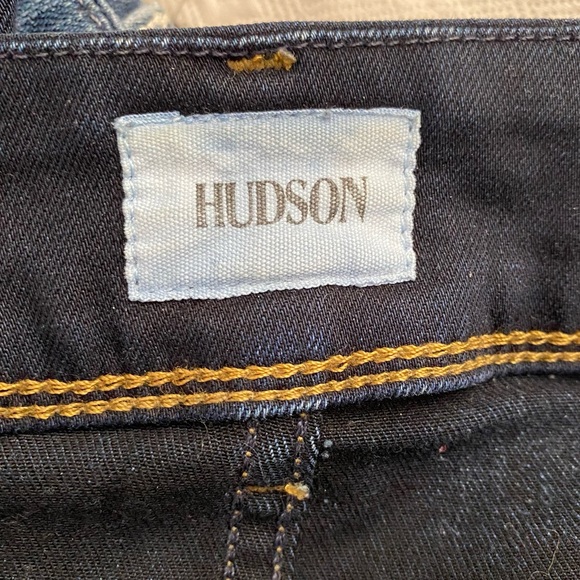 Hudson Beth Mid-Rise Baby Bootcut Jeans - Picture 9 of 12